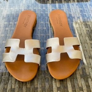Fantasy Silver Leather Sandals.